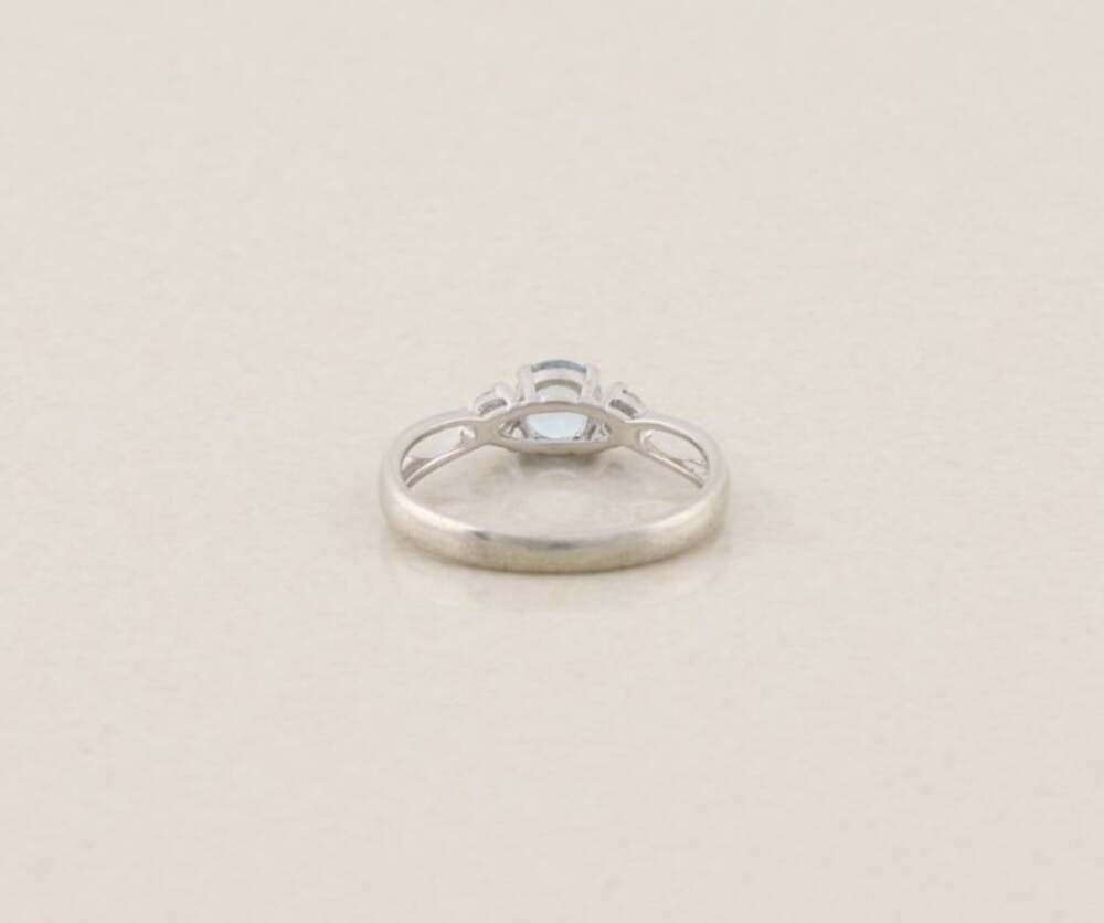 Sterling Silver Natural Sky Blue Topaz and Cubic Zirconia Ring Size 8 - Picture 7 of 7